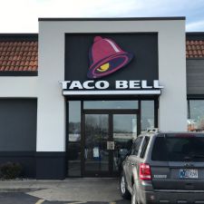 Taco Bell Channel Letters Installation Indianapolis